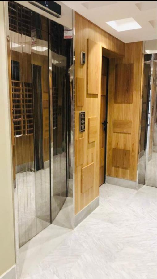 Luxury Appartement In Heart Of Casablanca Maarif Bagian luar foto